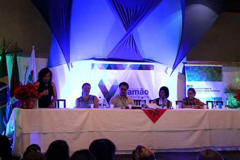 Formatura Auxiliar de Confentaria Programa Mulheres Mil Núcleo de