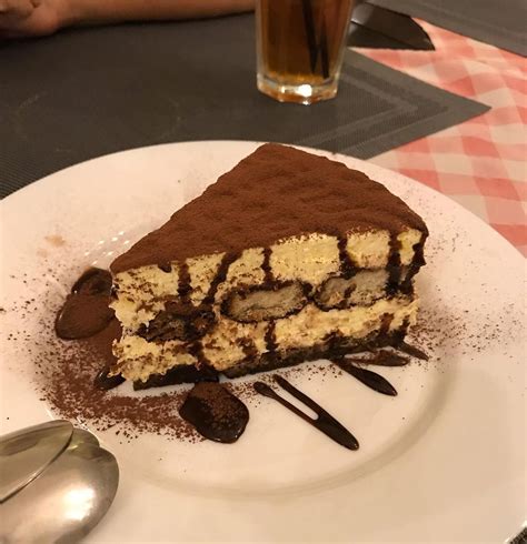 This Italian Restaurant in KL Run By Italian Sells A Whole Tiramisù For