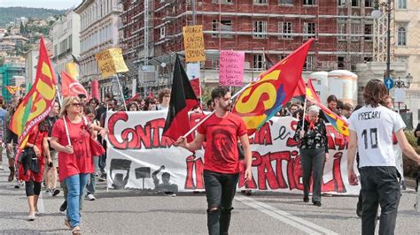 Primo Maggio A Trieste Il Corteo Da San Giacomo Alle In Piazza Sant