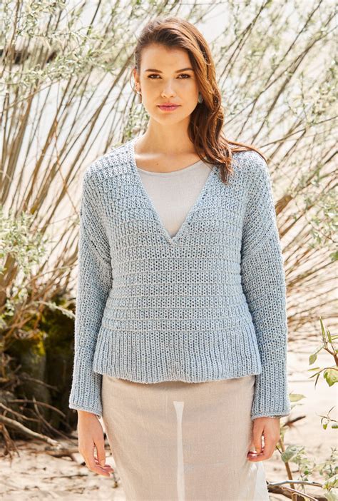 Hellblauer Pullover Im Halbpatent