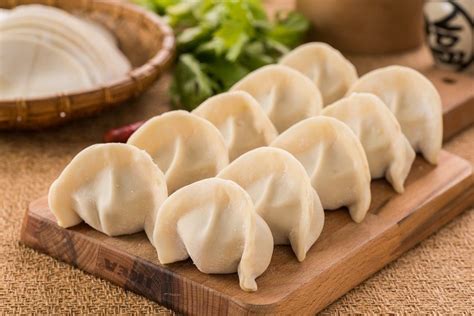 Chinese Healthy Cook Sichuan Hot Pot And Dumpling Cooking Class Book Online Cookly