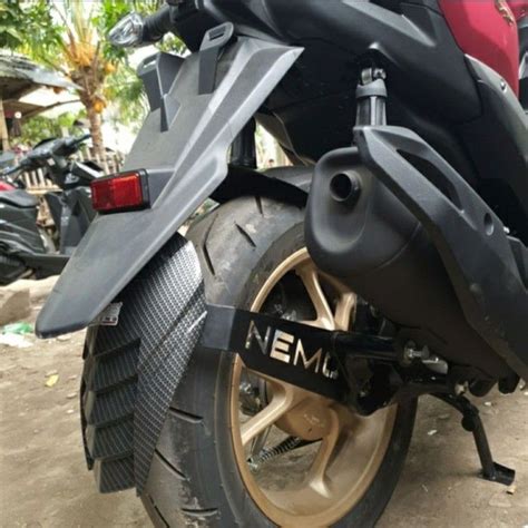 Mudguard Penahan Lumpur Aerox Vva Dan Connected Shark Karbon