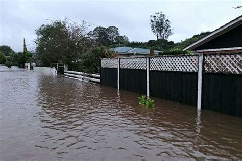 Sunlive Homes Evacuated As Bop Floods The Bays News First