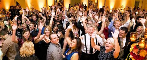 Hire Professional Djs In St Louis Mo And Make Your Event Memorable