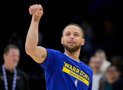 Warriors’ Stephen Curry named 2022-23 Kareem Abdul-Jabbar Social ...