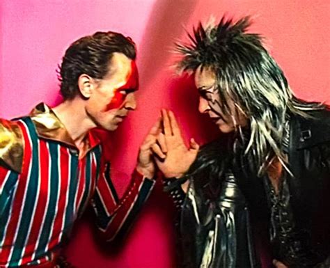 Tom Hiddleston Dresses Up as David Bowie for Halloween 2023 (Photos)