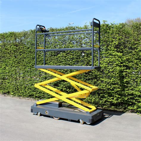 Подъемная ходовая тележка для сбора урожая Bogaerts Qii Lift | ЭКСПРЕСС ...