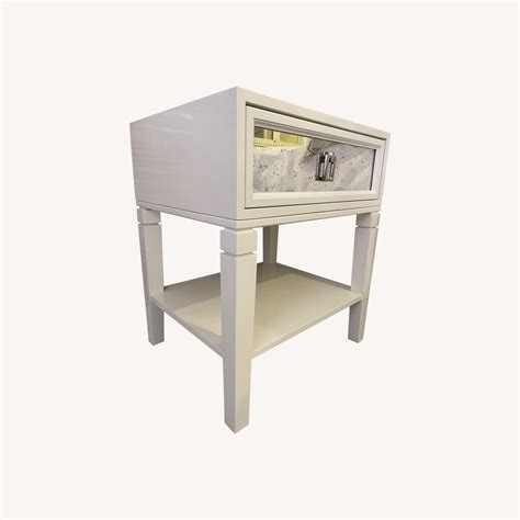 Traditionalists are debating the new j and b bottle design changes tonight 16