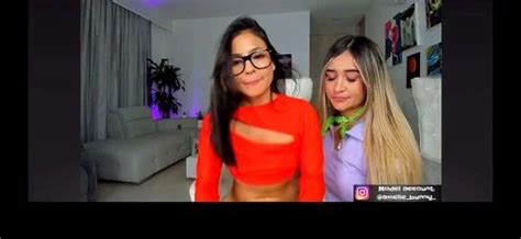 Watch Wyjjkvsvgc Latinas Lesbians Undressing Porn SpankBang