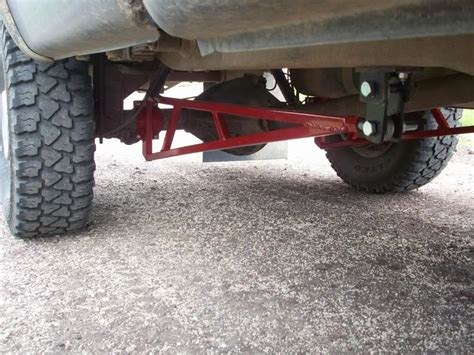 Ladder Bars Vs Traction Bars: Which is Best? - Auto Passionate