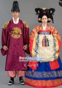 Traditional Korean Wedding Gown | wedding