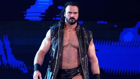 Drew Mcintyre Returns On Wwe Raw And Joins Team Flair