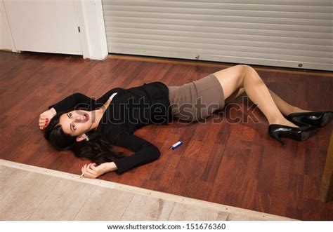 Crime Scene Office Lifeless Businesswoman Lying Stockfoto