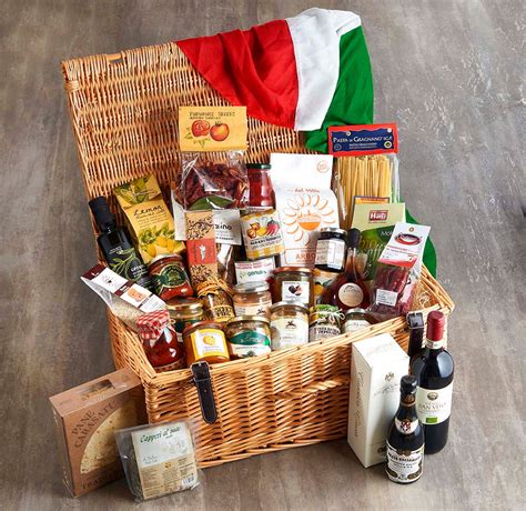 Italian Hampers UK | Luxury Italian Food & Wine Hamper | Vorrei ...