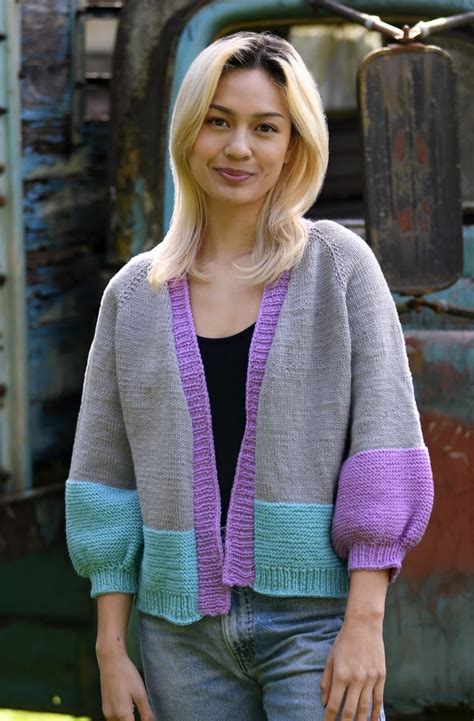 Free Knitting Pattern For The Snug Cardigan Knitting Bee