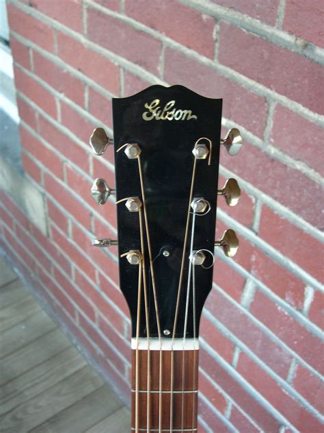 Gibson reissue Original Jumbo Acoustic Guitar, Headstock | Acoustic ...