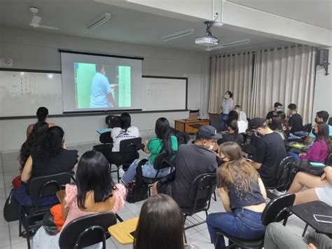 Paranava Cursos De Farm Cia E Enfermagem Promovem Aula Magna