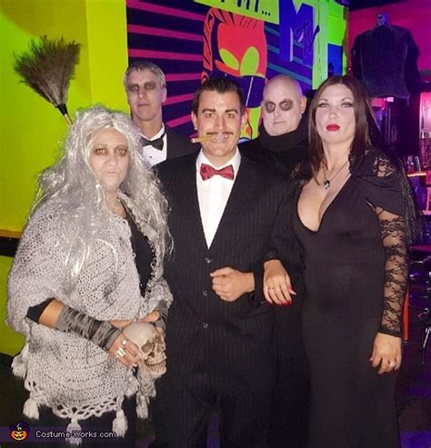 Addams Family Group Halloween Costume | Unique DIY Costumes - Photo 3/3