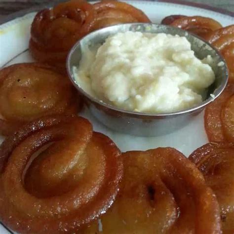 How to make Jalebi Rabri Recipe