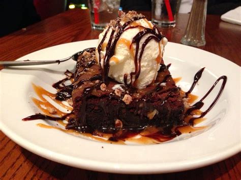 World's Recipe List: TGI Friday's Brownie Obsession