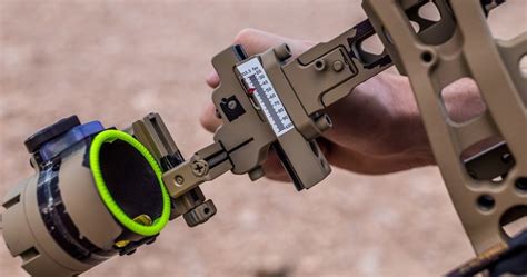 Best Bow Sights of 2017: Compound, Recurve, & Other Archery Sights - Hobby Jump