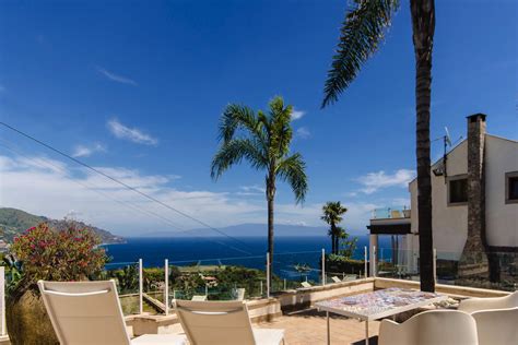 Villa In Taormina Scent Of Sicily Case Vacanze In Sicilia