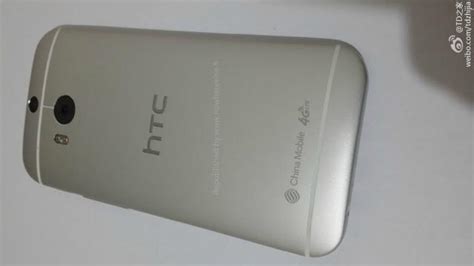 All New Htc One Leaked Photos Leave Nothing To The Imagination Ubergizmo