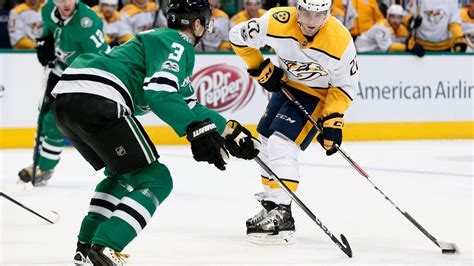 Saros Makes Career Best 43 Saves Predators Beat Stars 5 2