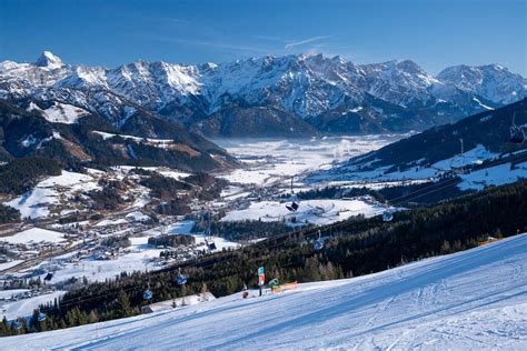 10 Best Skiing Resorts in Austria: Skiing in Austria - SSW.