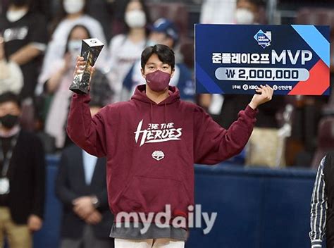 Md포토 안우진 준po Mvp 키움 승리 이끈 에이스 투수 네이트 스포츠