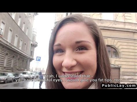 Sexy Camarera Checa Folla Por Dinero En Efectivo XVIDEOS