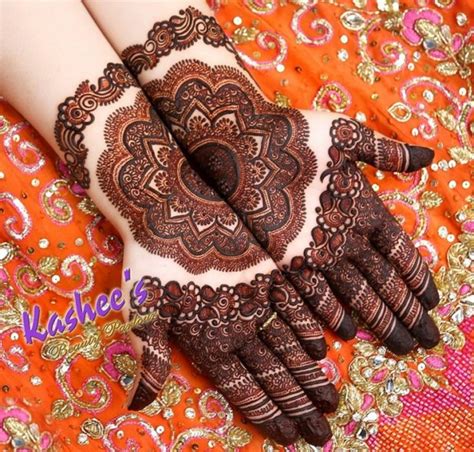 New Kashees Eid Mehndi Designs For Women