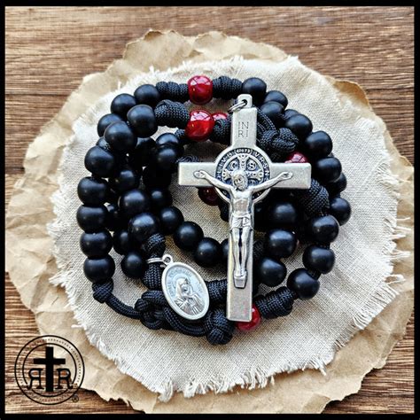 Seven Sorrows Devotional Chaplet- Catholic Rosary - Paracord