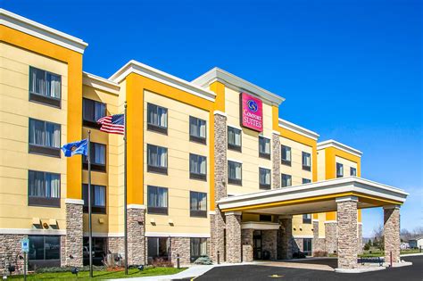 Oshkosh Hotel Coupons for Oshkosh, Wisconsin - FreeHotelCoupons.com