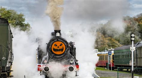 Train Halloween Chemin De Fer Vapeur Des Vall Es Mariembourg