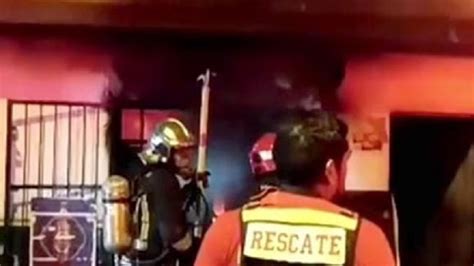 San Martín de Porres incendio redujo a cenizas bodega y taller de