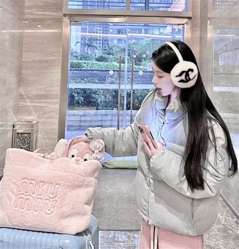 Pin By Ciel On Art Pink Girly Things Pink Lifestyle Korean Aesthetic