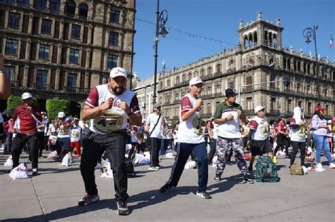 ROMPE CIUDAD DE MÉXICO RÉCORD DE CLASE MASIVA DE BOX MÁS GRANDE DEL