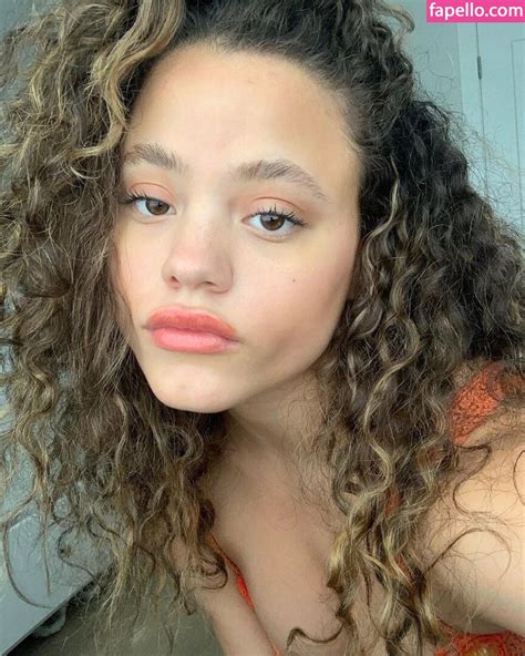 Sarah Jeffery Lazy Lewds Sarahmjeffery Nude Leaked Onlyfans Photo