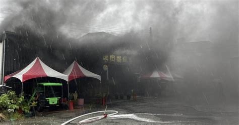 雨彈狂炸彰化 燒烤店疑遭雷擊引發大火 社會 Ctwant