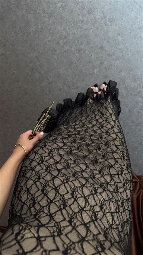 Siyah Dantelli Nude Elbise