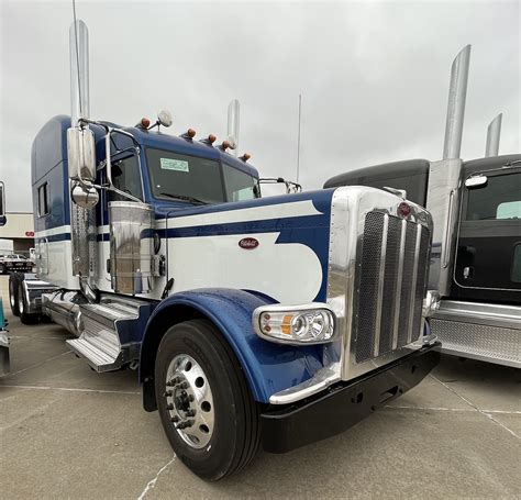 2024 Peterbilt 389 Sleeper Pictures Emlyn Iolande