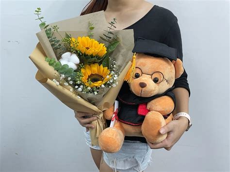 Graduation Teddy Bear Bouquet Atelier Yuwa Ciao Jp