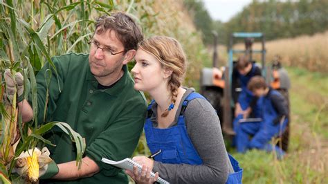 Educating On Agriculture In The Classroom