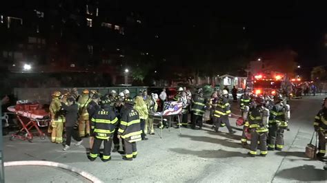 Nearly A Dozen Injured In Apartment Fire In The Bronx Abc7 New York