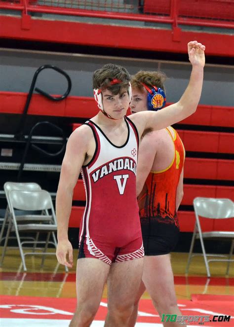 Vandals Wrestlers Pick Up More Dual Team Wins I Sports