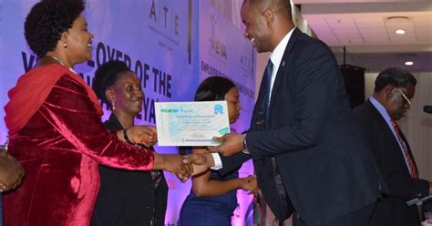 Kitomari Banking & Finance Blog: EXIM BANK TANZANIA WINS ATE BEST OVERALL LOCAL EMPLOYER AWARD