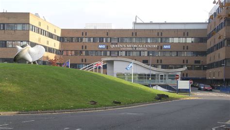 Queens Medical Centre Qmc Main © David Lally Geograph Britain