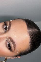 Mariana Mora Gómez adlı kullanıcının Maquillaje nude panosundaki Pin Makyaj teknikleri