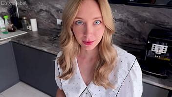 La turista tenía mucha hambre y le di de comer creampie XVIDEOS